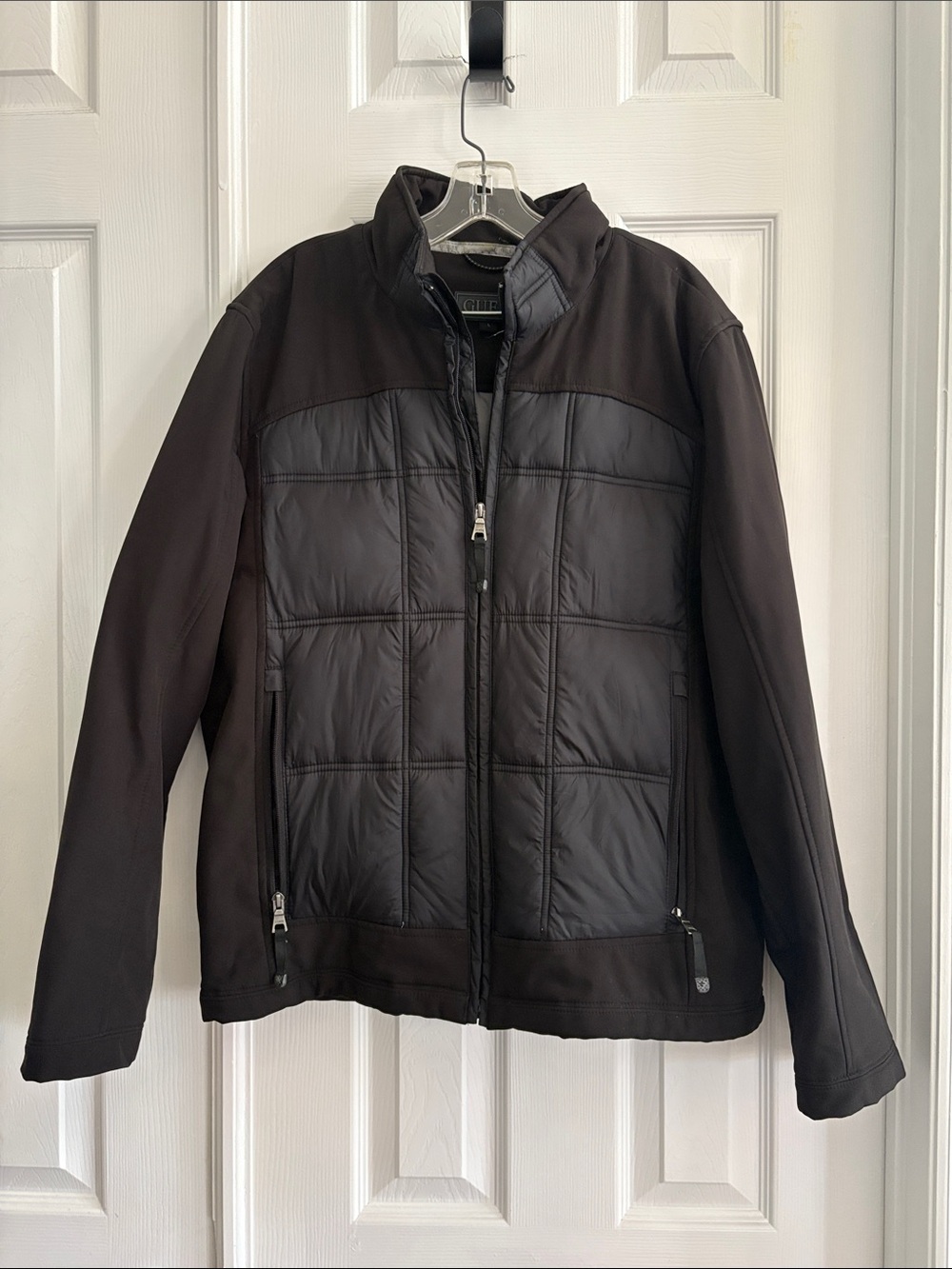Guess Men's Black Quilted Panel Puffer winter insulated Jacket size Large